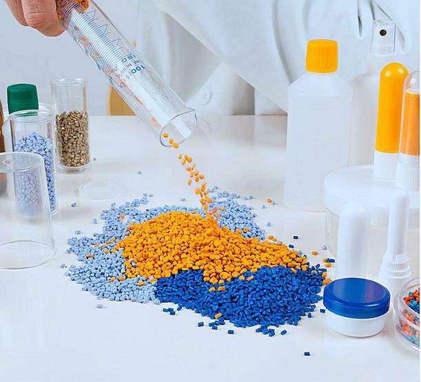 Plastic Injection Molding: Process and Defects